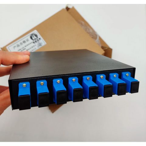 8 core full- fiber optic patch panel